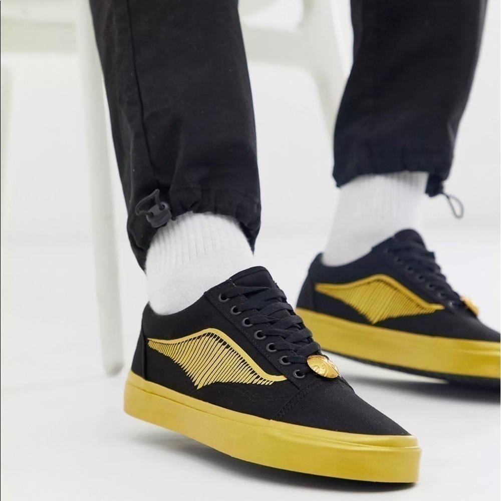 Vans Harry Potter Old Skool Goldensnitch Limited Edition Sneakers Size 6 Women